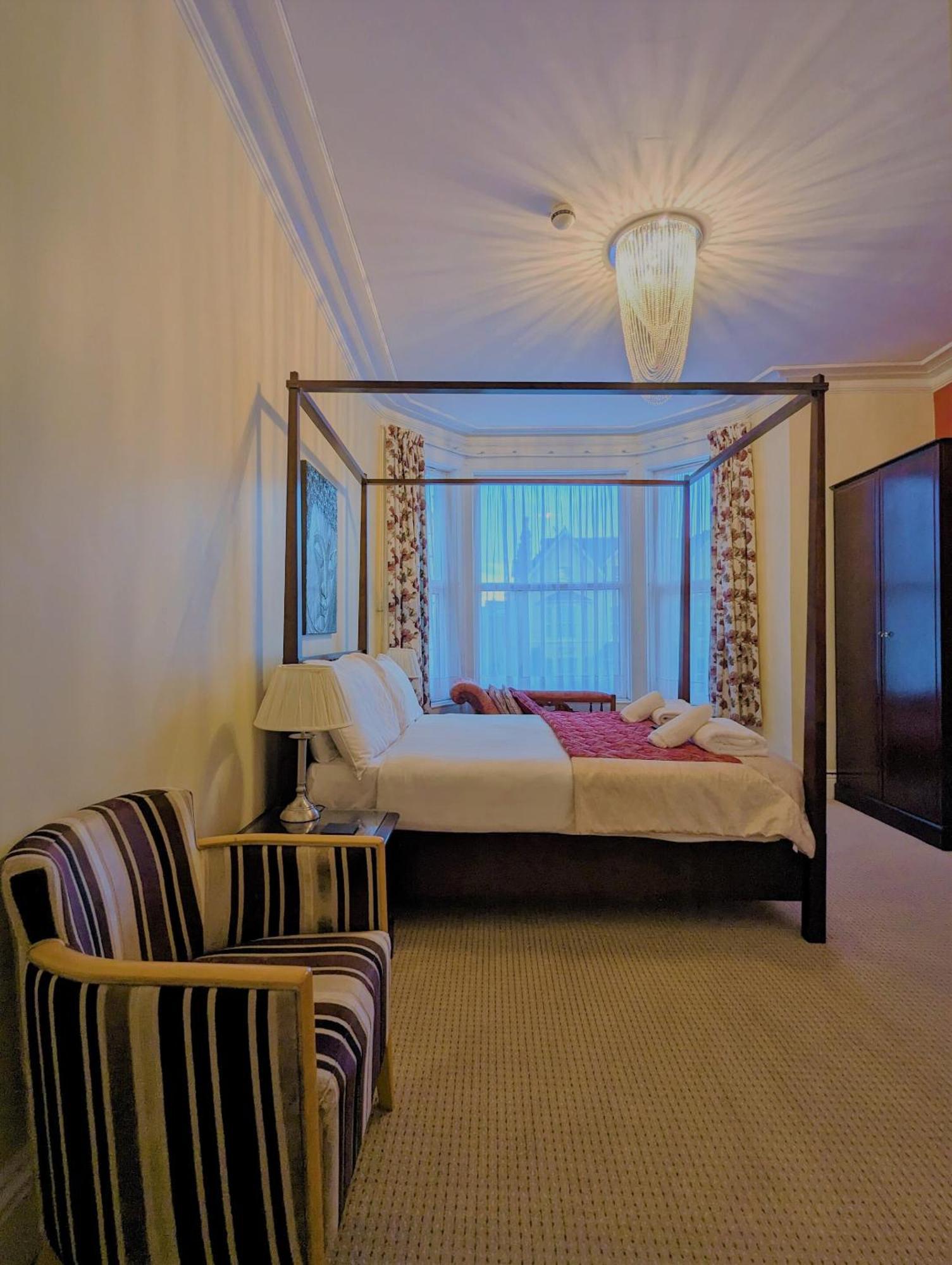 The Senarth Bed and Breakfast Llandudno Buitenkant foto