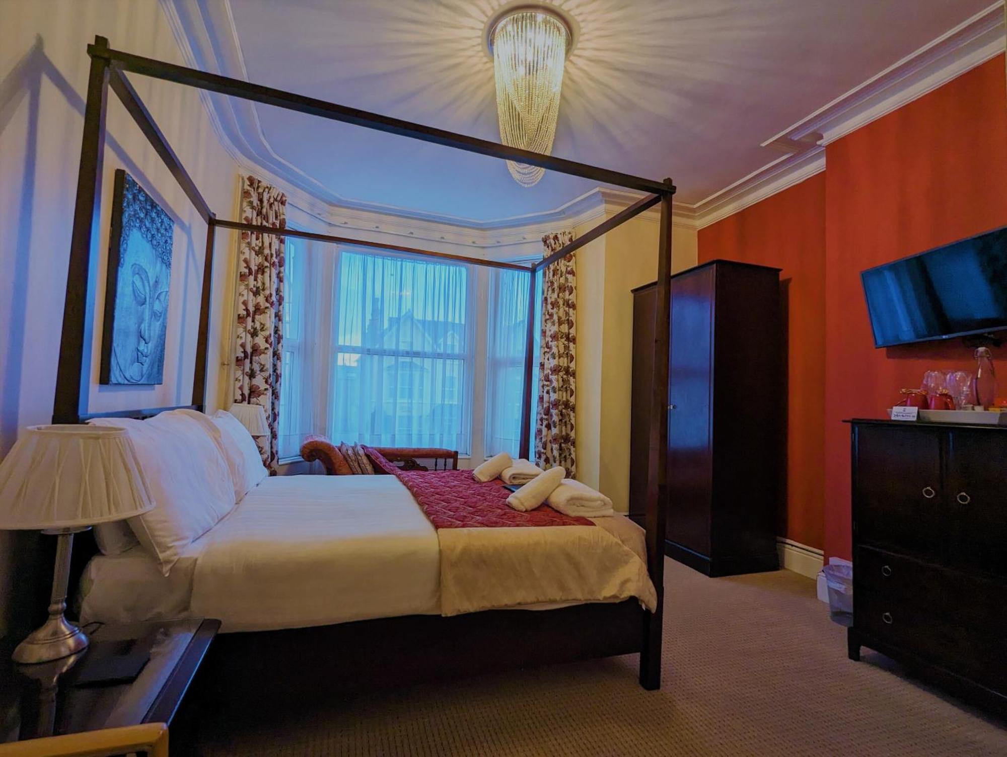 The Senarth Bed and Breakfast Llandudno Buitenkant foto