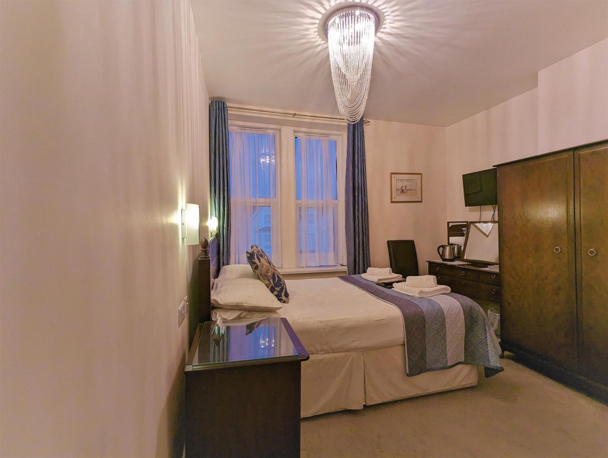 The Senarth Bed and Breakfast Llandudno Buitenkant foto